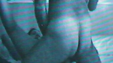 Ngọt ngào, Đồ quái tai phim sex nhanh vật