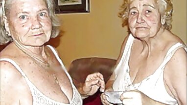 Hãy để tôi cho các bạn một tai sex nhanh chút nhìn vào quần lót của tôi