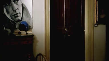 Emily Addison, và Paris Kennedy trong phim sec nhanh net một câu lạc bộ chiến đấu