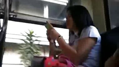 Amber ra mắt trong video đầu tiên của mình xex nhanh